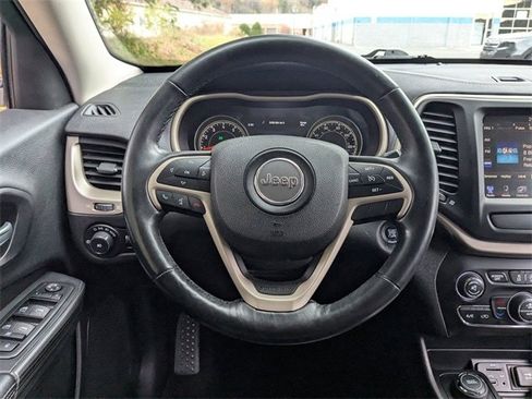 Certified 2015 Jeep Cherokee Limited image 12