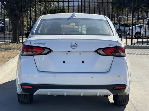 Certified 2024 Nissan Versa SV w/ Trunk Package image 4
