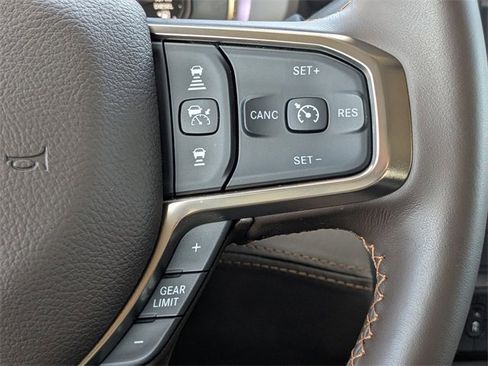 Certified 2025 RAM 2500 Limited image 26