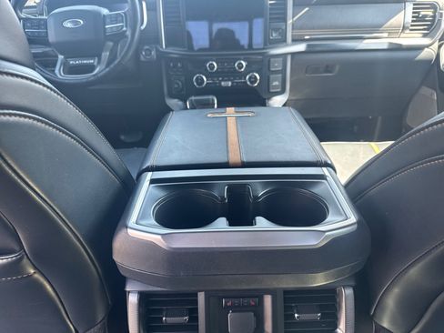 Used 2023 Ford F150 Platinum image 37