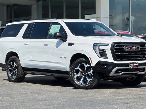 New 2026 GMC Yukon XL AT4 AWD/4WD image 2