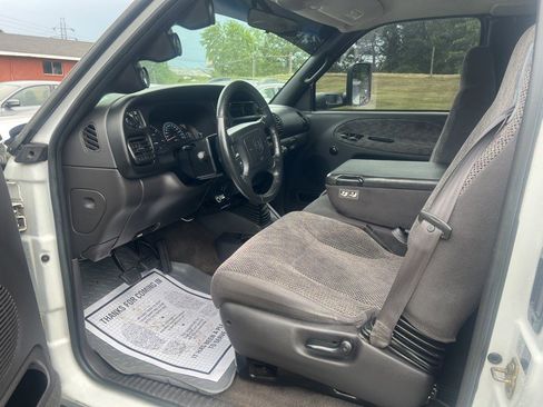 Used 2001 Dodge Ram 3500 Truck 2WD Quad Cab image 6