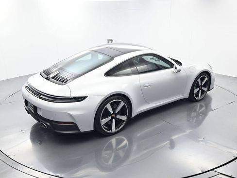 Certified 2025 Porsche 911 Carrera S RWD image 40