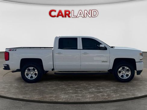 Used 2018 Chevrolet Silverado 1500 LT w/ Texas Edition AWD/4WD image 6