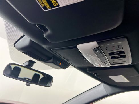 Used 2022 Mitsubishi Outlander SEL Black Edition image 11