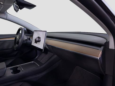 Used 2022 Tesla Model 3 Long Range image 33