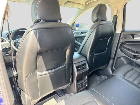 Used 2015 Ford Edge SEL w/ Equipment Group 201A AWD/4WD image 18