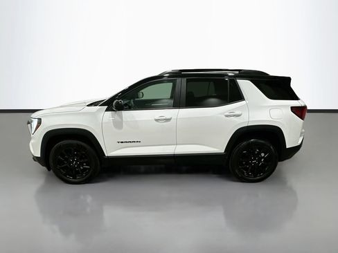 Used 2026 GMC Terrain Elevation w/ Black Edition AWD/4WD image 4