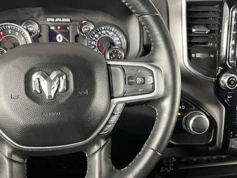 Used 2024 RAM 2500 Big Horn w/ Sport Appearance Package image 17