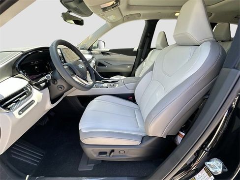 New 2026 INFINITI QX60 Luxe w/ Cargo Package image 16