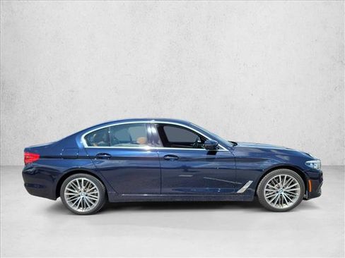 Used 2020 BMW 530i xDrive AWD/4WD image 4