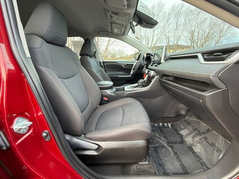 Used 2023 Toyota RAV4 LE image 25