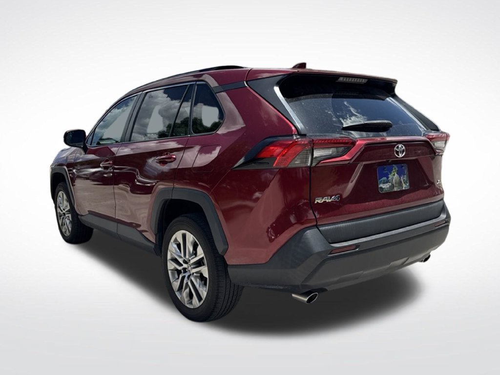 Used 2023 Toyota RAV4 XLE Premium FWD image 6