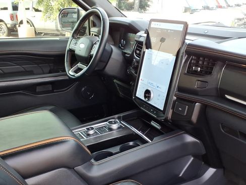 Certified 2024 Ford Expedition Max Platinum AWD/4WD image 11
