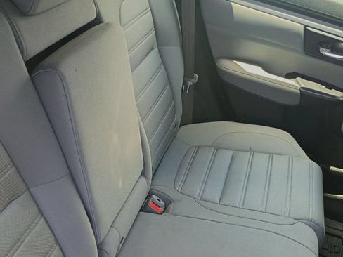 Used 2017 Honda CR-V LX image 13