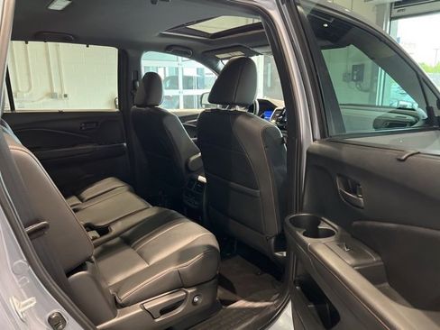 Used 2022 Honda Pilot TrailSport image 15
