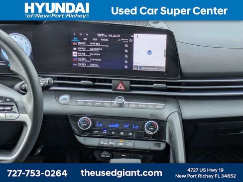 Certified 2024 Hyundai Elantra SEL FWD image 18