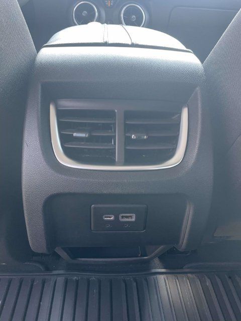 Used 2022 Chevrolet Blazer LT FWD image 13