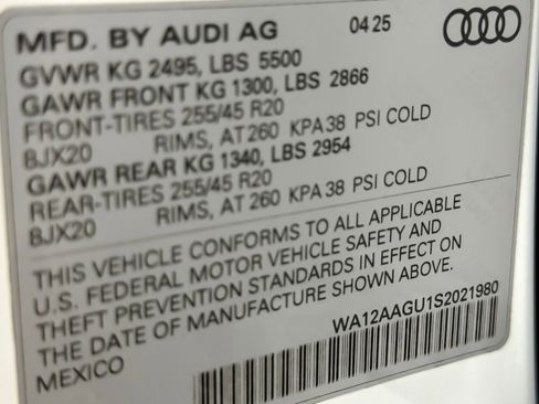 Used 2025 Audi Q5 Premium Plus w/ Premium Plus image 28