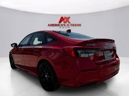 Used 2023 Honda Civic Sport image 3
