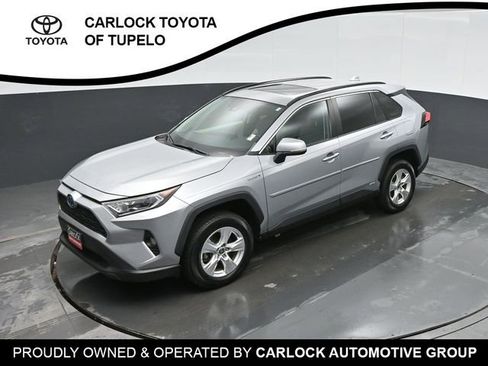 Used 2021 Toyota RAV4 XLE image 35