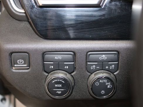 Used 2024 Chevrolet Silverado 1500 LT w/ Protection Package image 26