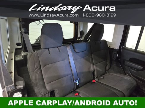 Used 2022 Jeep Wrangler Unlimited Sport AWD/4WD image 9