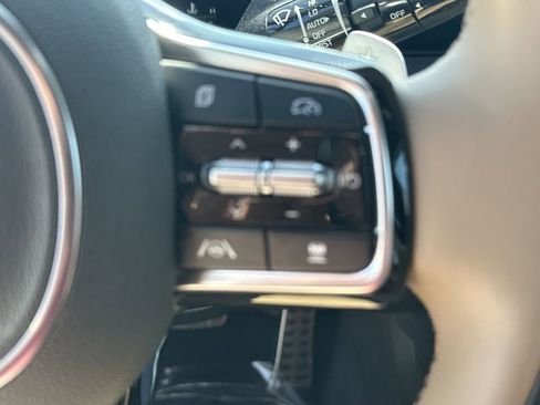 Used 2025 Kia Sorento SX Prestige w/ Olive Brown Leather Package image 23