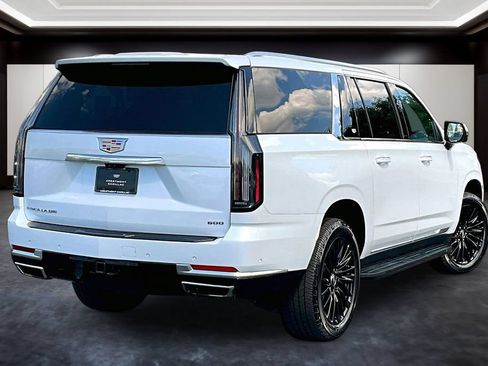 Certified 2025 Cadillac Escalade ESV Premium Luxury AWD/4WD image 6