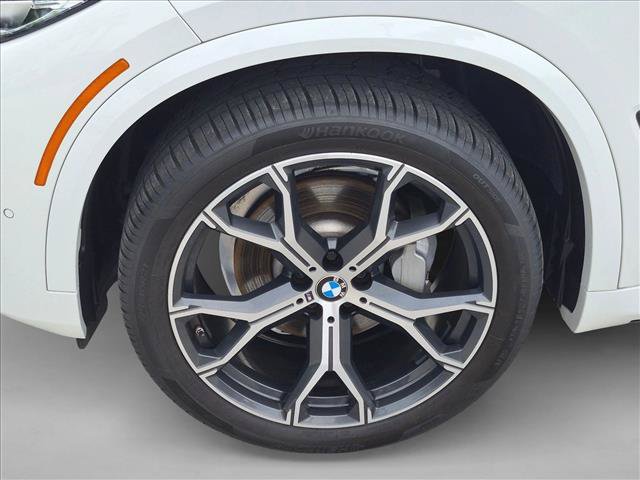 Used 2023 BMW X5 sDrive40i w/ M Sport Package RWD image 25