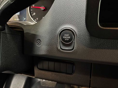 Used 2025 Mercedes-Benz Sprinter 2500 image 26