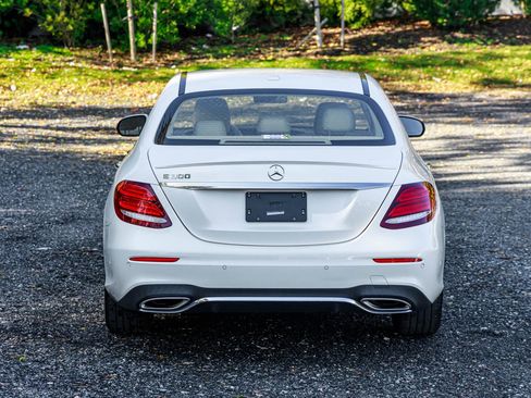 Used 2019 Mercedes-Benz E 300 image 7