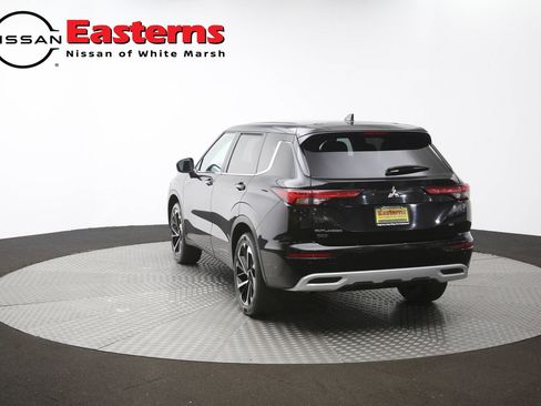 Used 2024 Mitsubishi Outlander AWD image 65