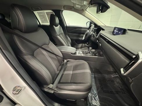 Used 2025 MAZDA CX-50 AWD 2.5 S w/ Preferred Package image 14