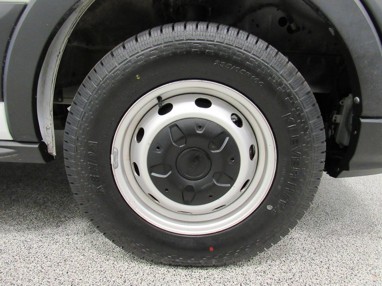 Used 2022 Ford Transit 250 Medium Roof w/ Load Area Protection Package RWD image 13