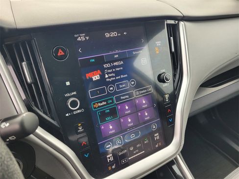 Used 2022 Subaru Outback Premium image 14