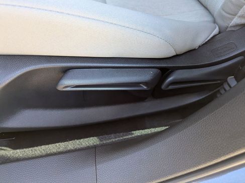 Used 2025 Honda Accord LX image 17