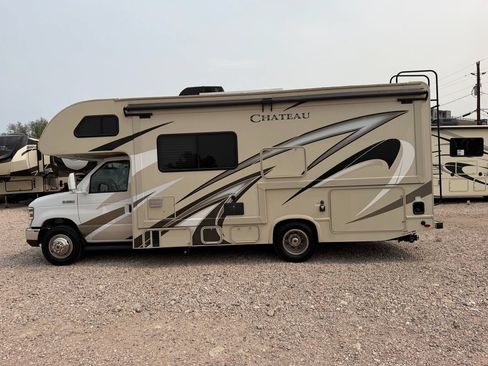 Used 2018 Ford E-350 and Econoline 350 Super Duty w/ Motorhome Prep Package RWD image 10