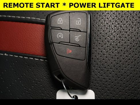 Used 2024 Chevrolet Traverse RS w/ LPO, Floor Liner Package image 12