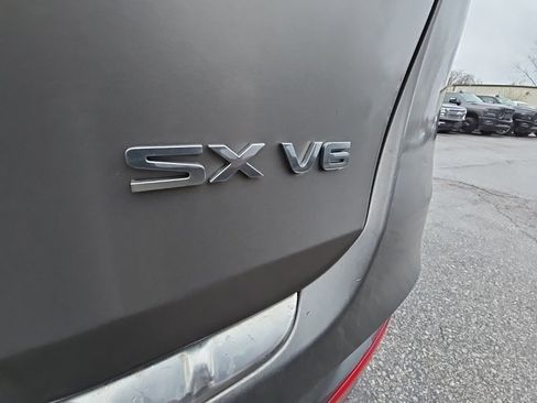 Used 2018 Kia Sorento SX image 14