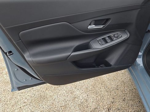Used 2026 Nissan Sentra SV w/ SV Convenience Package FWD image 19