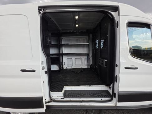 Used 2023 Ford Transit 250 Medium Roof AWD image 24