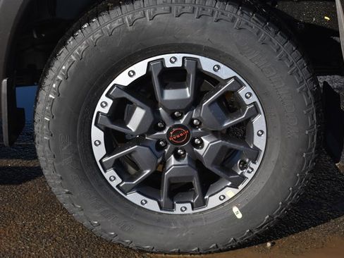 New 2026 Nissan Frontier PRO-4X w/ Pro-4x Convenience Package image 10