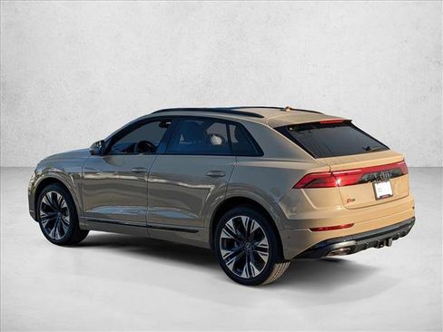 New 2024 Audi Q8 Prestige image 7
