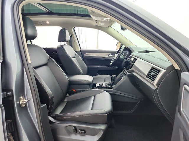 Used 2021 Volkswagen Atlas SEL w/ MDO Package (Bench Seat) AWD/4WD image 18