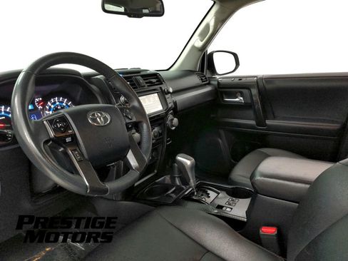 Used 2019 Toyota 4Runner TRD Off-Road Premium image 17