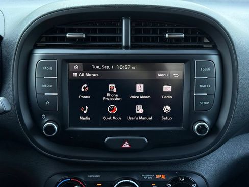 Used 2024 Kia Soul LX w/ Option Group 015 FWD image 35