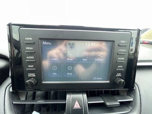Used 2019 Toyota RAV4 XLE FWD image 32