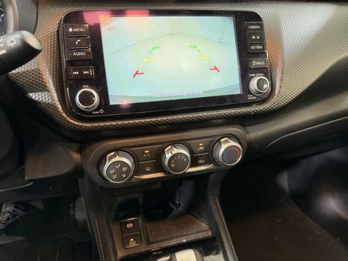 Used 2023 Nissan Kicks SV image 18