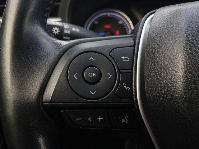 Used 2021 Toyota Venza LE AWD/4WD image 9
